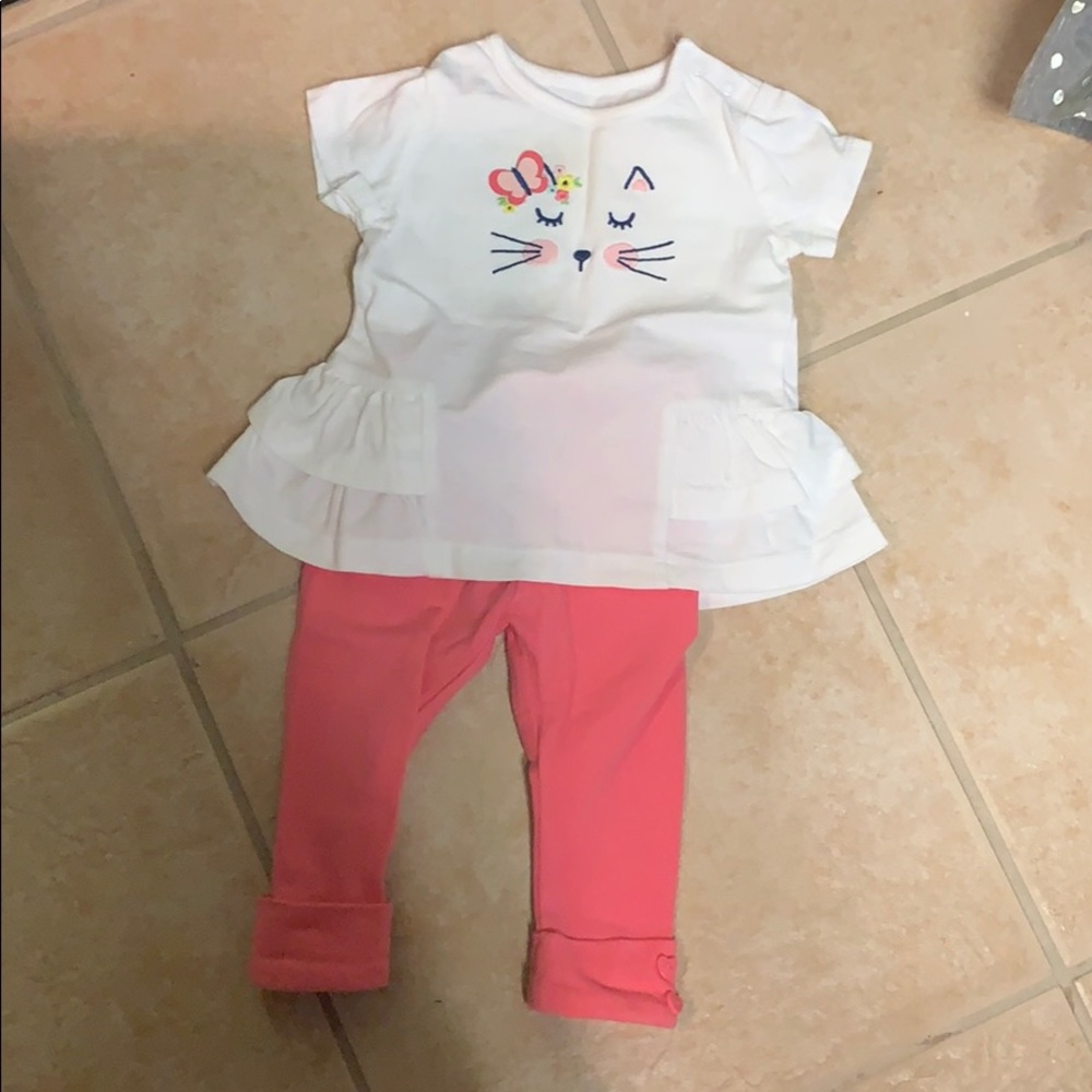 Short sleeve kitty shirt with leggings